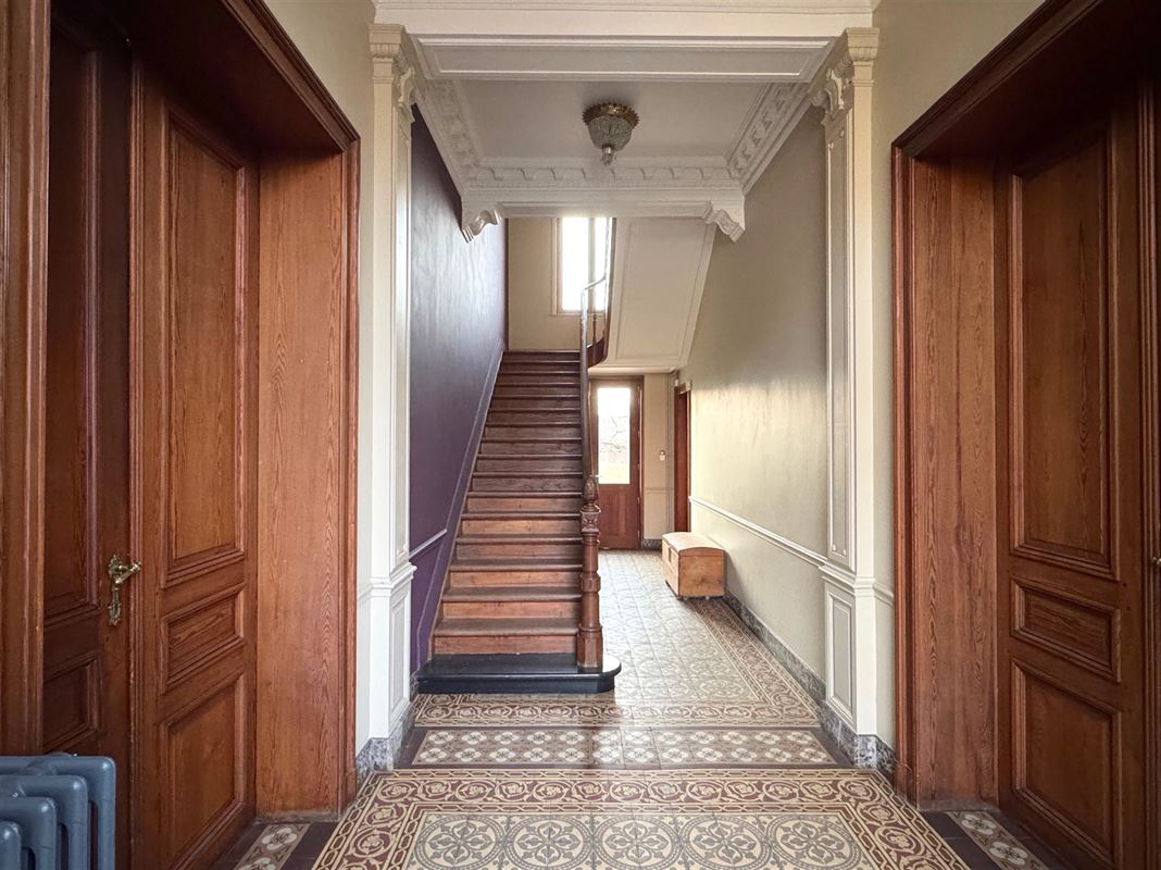 MAGNIFIQUE MAISON BOURGEOISE AVEC DE GRANDS ESPACES & JARDIN