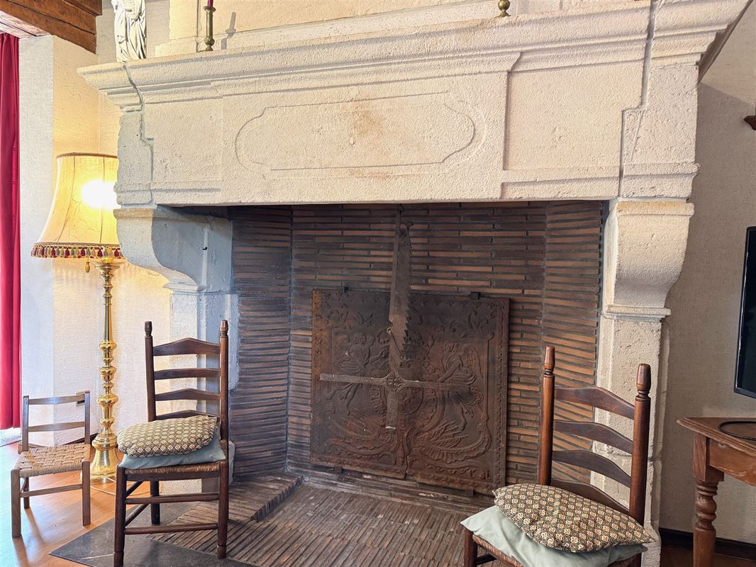MAISON DE CARACTERE DANS UN ENVIRONNEMENT PAISIBLE!