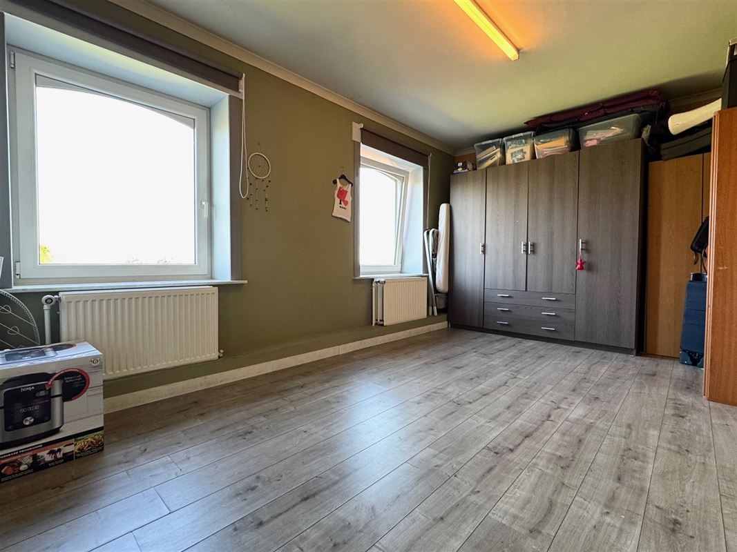 BELLE MAISON 3 FAÇADES AVEC VUE DÉGAGÉE - PEB C!