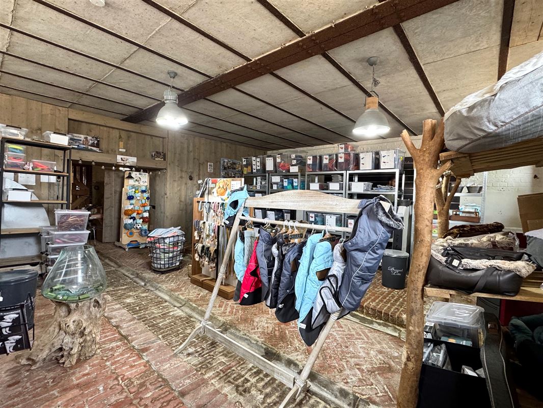 PROPRIÉTÉ EXCEPTIONNELLE DE TYPE FERMETTE – 850 m² HABITABLE