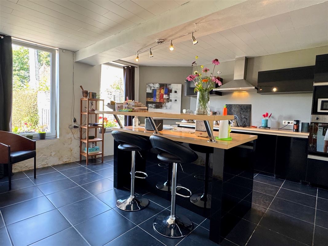 HOEVE MET PRACHTIGE TUIN EN VRIJ UITZICHT!