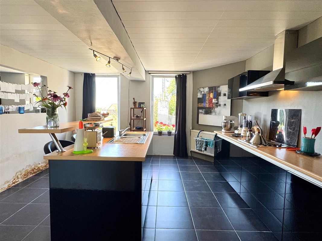 HOEVE MET PRACHTIGE TUIN EN VRIJ UITZICHT!