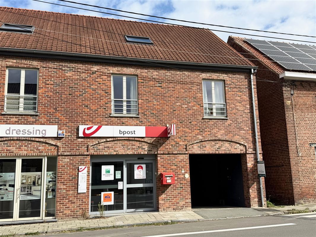 Ruim en lichtrijk appartement/duplex met terras en garage.