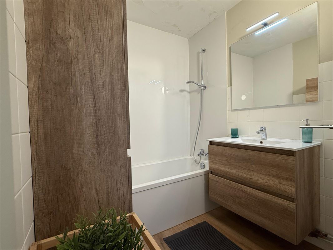 ENERGIEZUINIG APPARTEMENT IN CENTRUM RONSE!