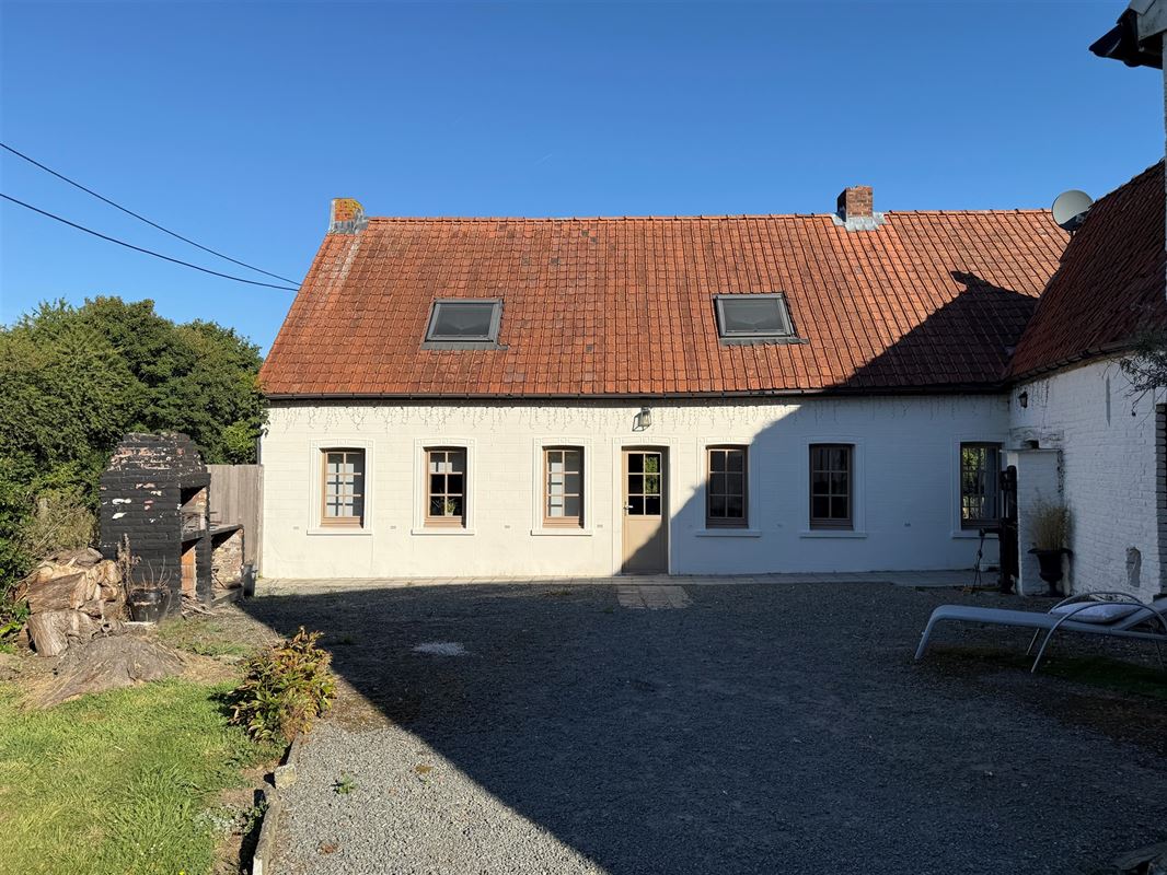 FERMETTE MET PRACHTIGE TUIN EN UITZICHT!