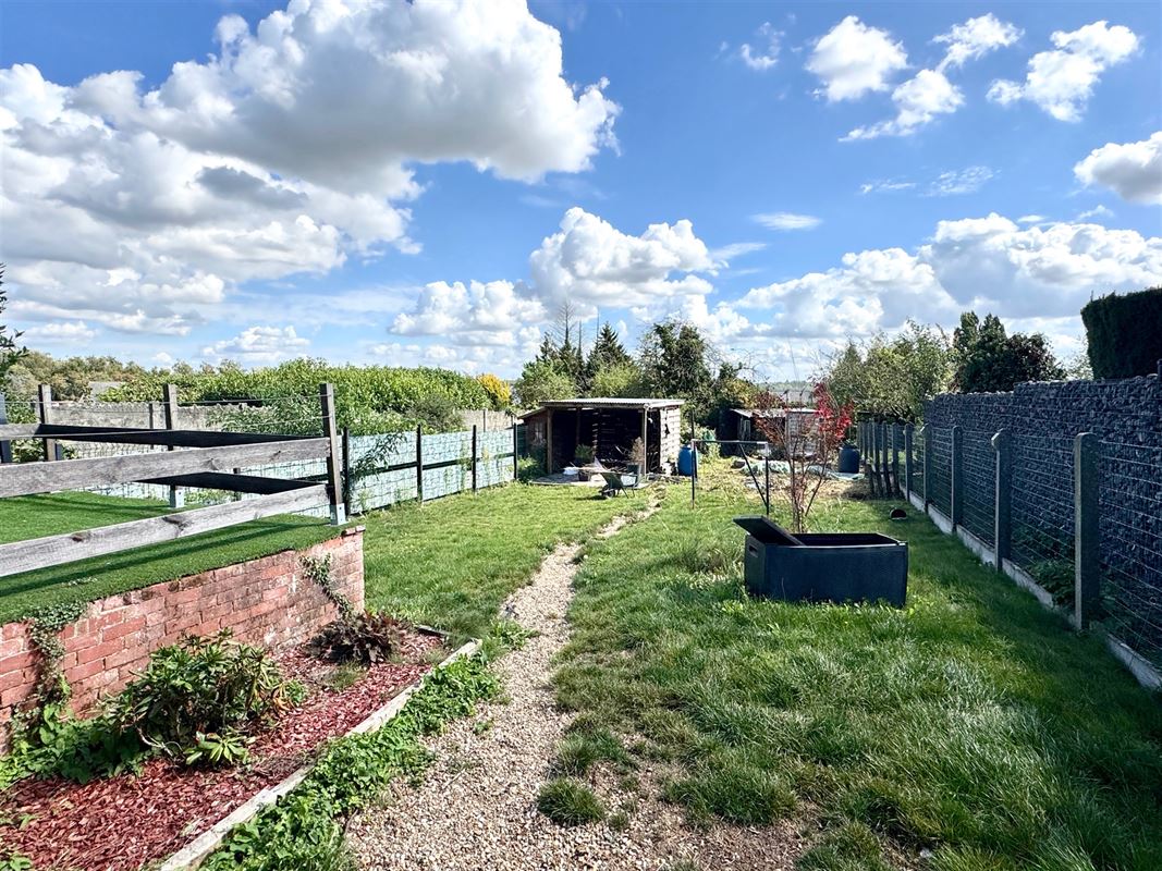 MAISON SPACIEUSE AVEC 3 CHAMBRES, GARAGE ET JARDIN!
