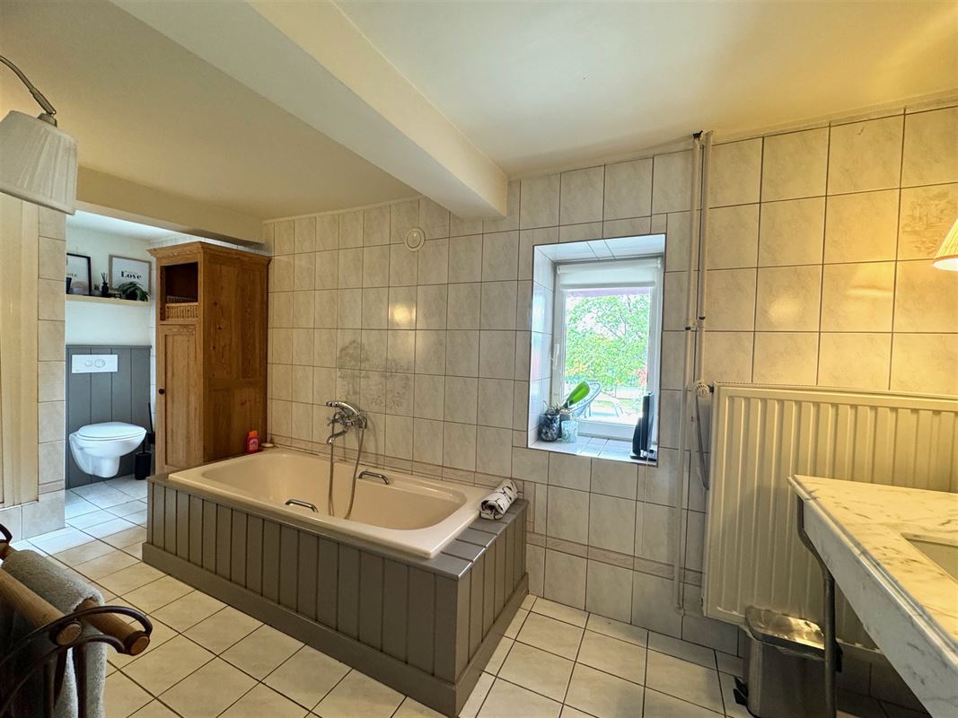 FERMETTE MET PRACHTIGE TUIN EN UITZICHT!