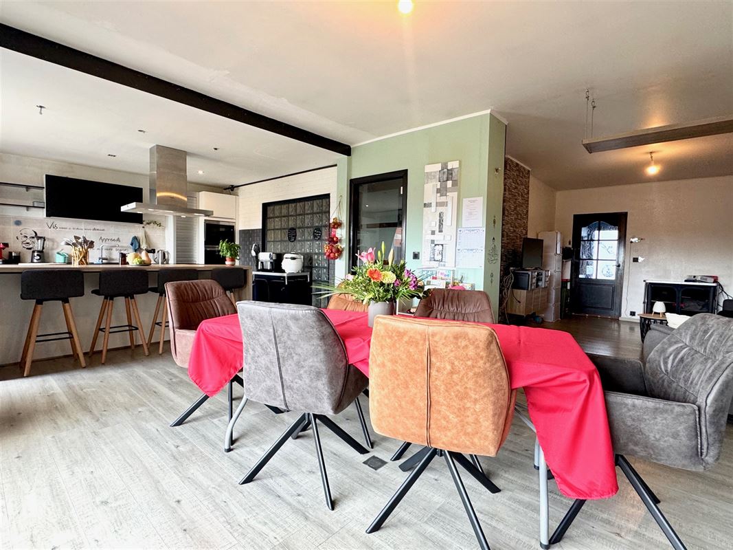 MAISON SPACIEUSE AVEC 3 CHAMBRES, GARAGE ET JARDIN!