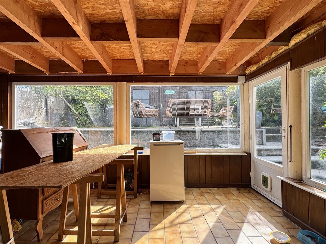 Charmante maison avec beaucoup de potentiel!