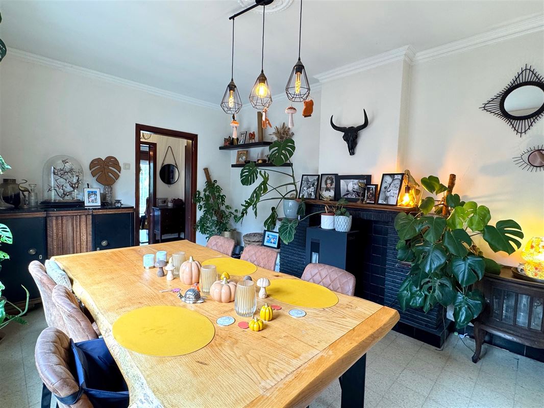 Charmante maison avec beaucoup de potentiel!