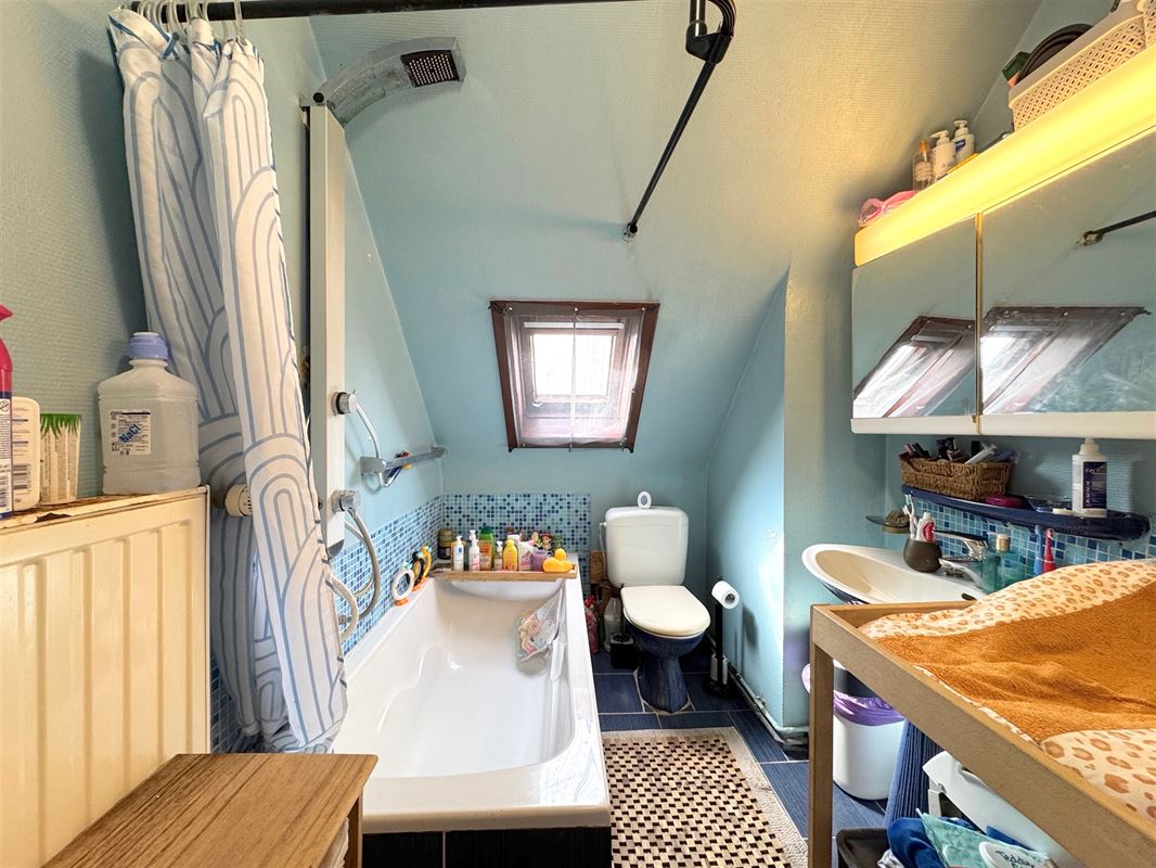 Charmante woning met veel potentieel in rustige omgeving!