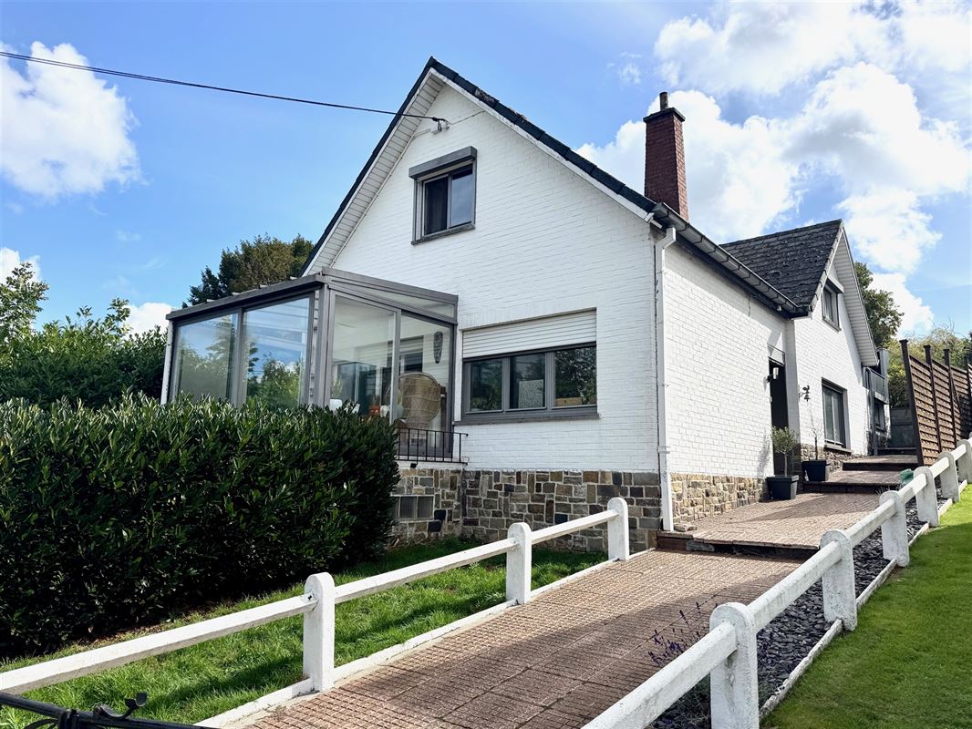 Charmante woning met veel potentieel in rustige omgeving!