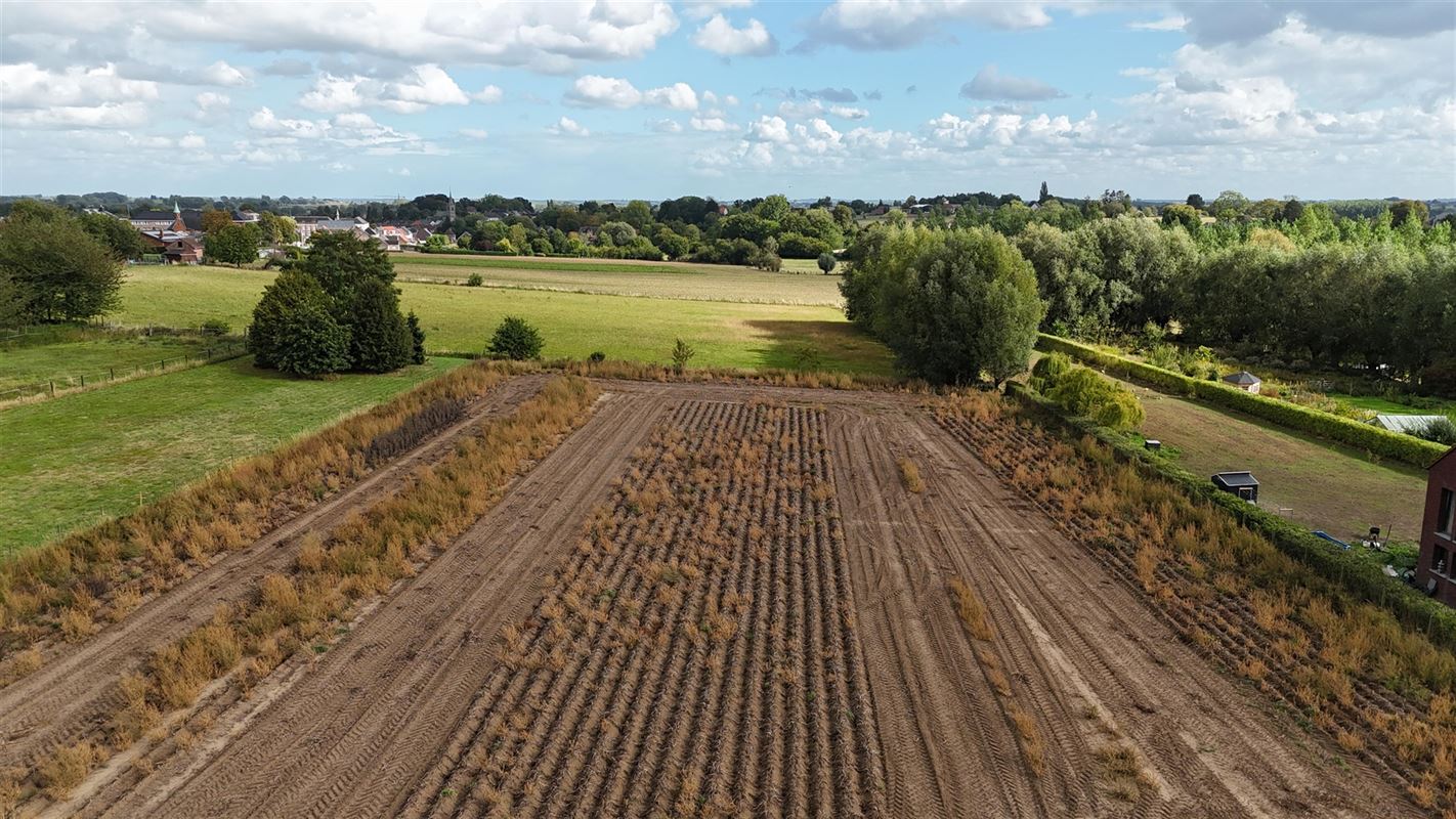 BEAU TERRAIN A BÂTIR de 6.190m2! Idéalement situé!! 