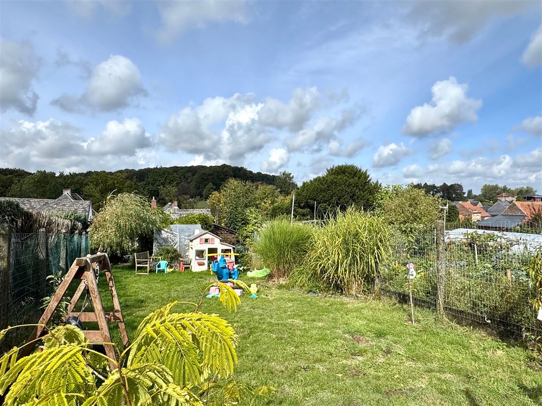 Charmante woning met veel potentieel in rustige omgeving!