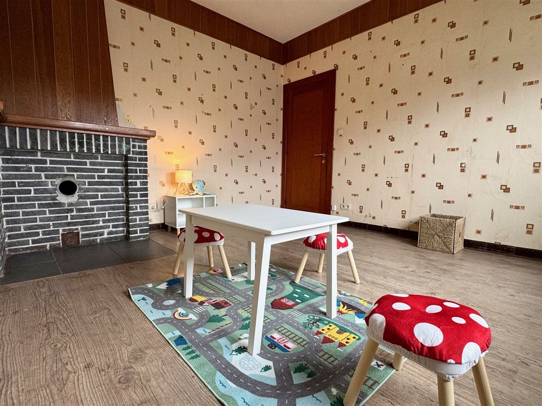 AANGENAME WONING MET 4 SLPK, TUIN EN ZONNEPANELEN!