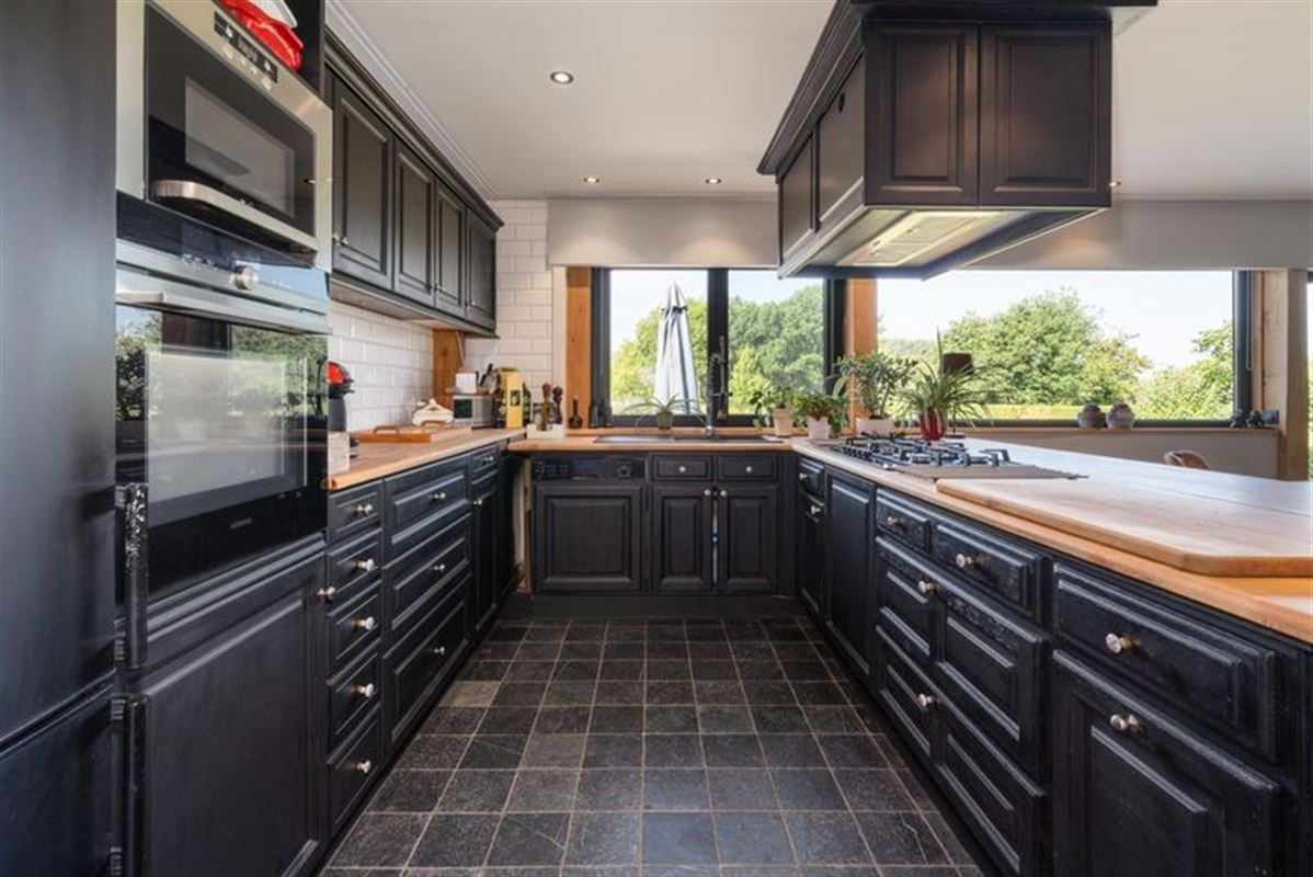 Exclusief te koop: Prachtig en uniek gelegen hoeve!