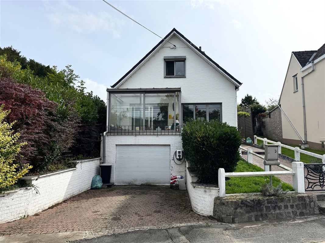 Charmante woning met veel potentieel in rustige omgeving!