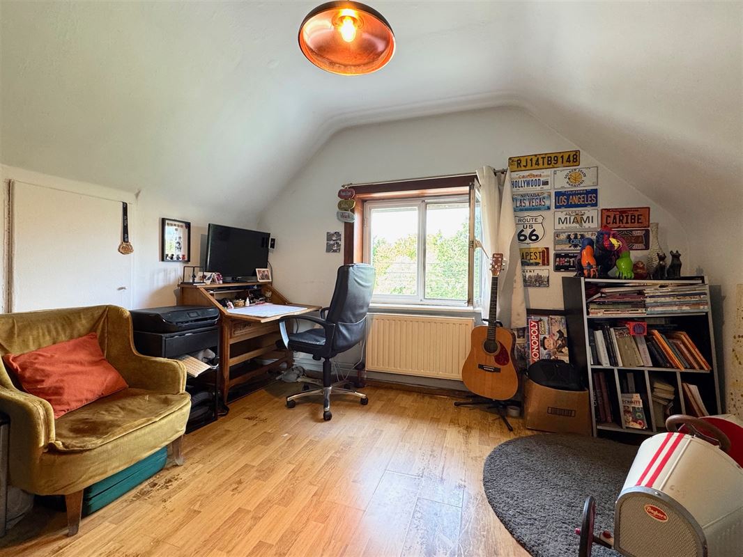 Charmante maison avec beaucoup de potentiel!