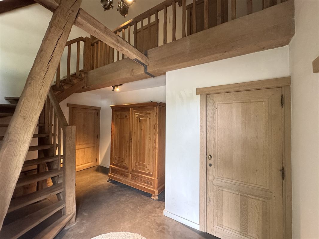 Landhuis gelegen op één van de mooiste locaties van Ronse!