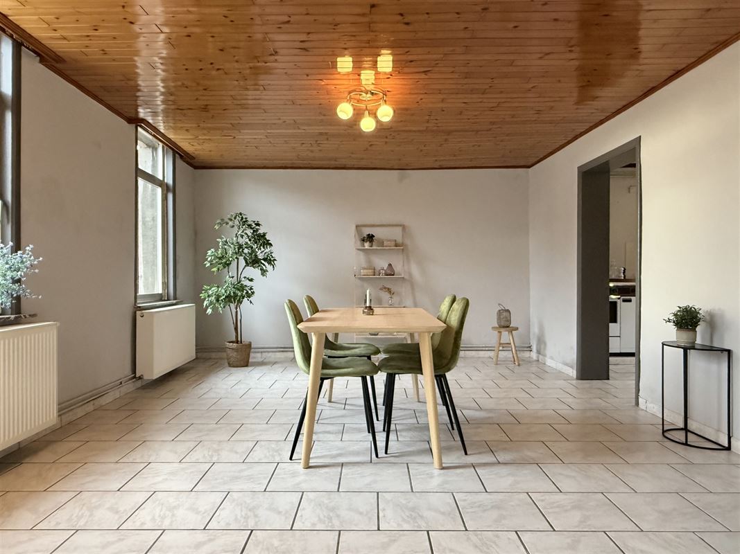 Charmante te renoveren woning met gezellige tuin!