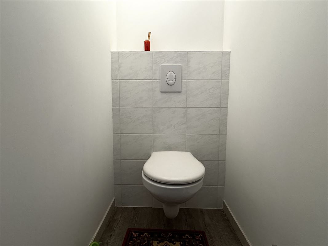 IMMEUBLE DE RAPPORT COMPRENANT 2 APPARTEMENTS 1 CHAMBRE
