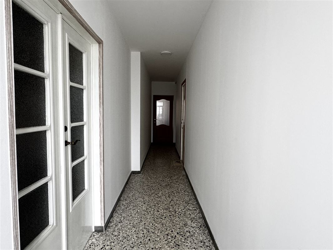 IMMEUBLE DE RAPPORT COMPRENANT 2 APPARTEMENTS 1 CHAMBRE