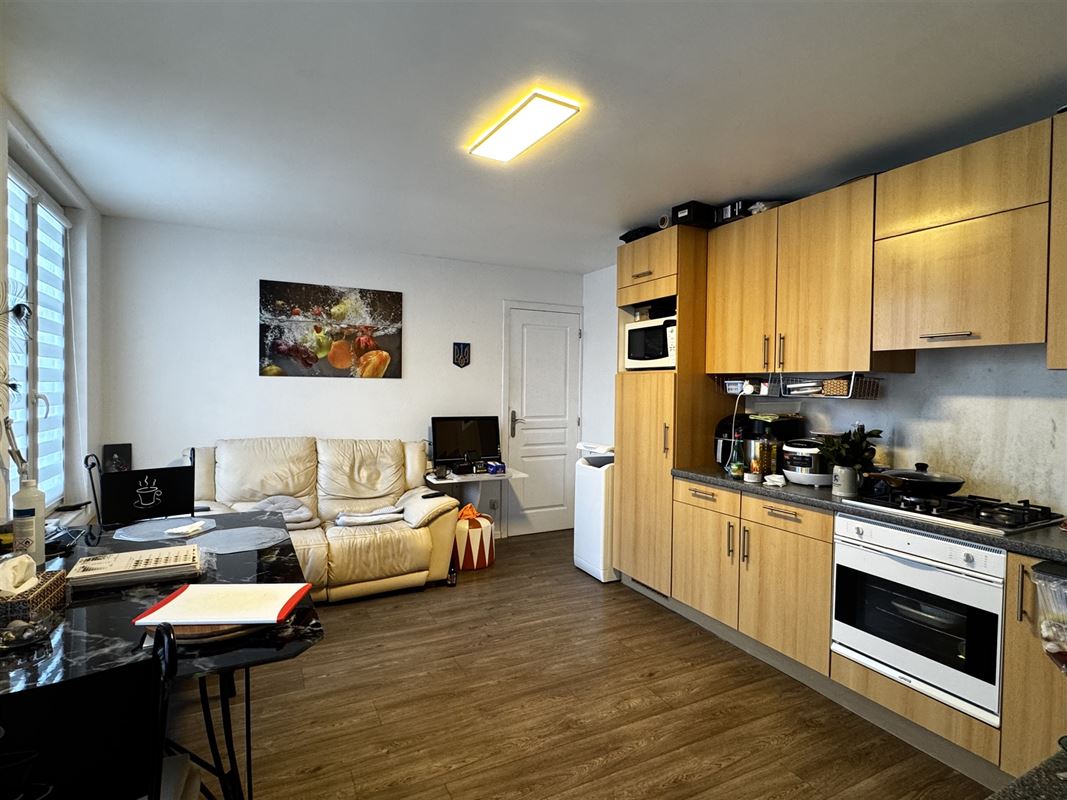 IMMEUBLE DE RAPPORT COMPRENANT 2 APPARTEMENTS 1 CHAMBRE