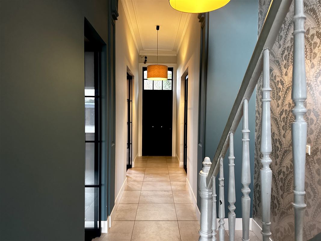 Magnifique maison de maître avec piscine et installations équestres!