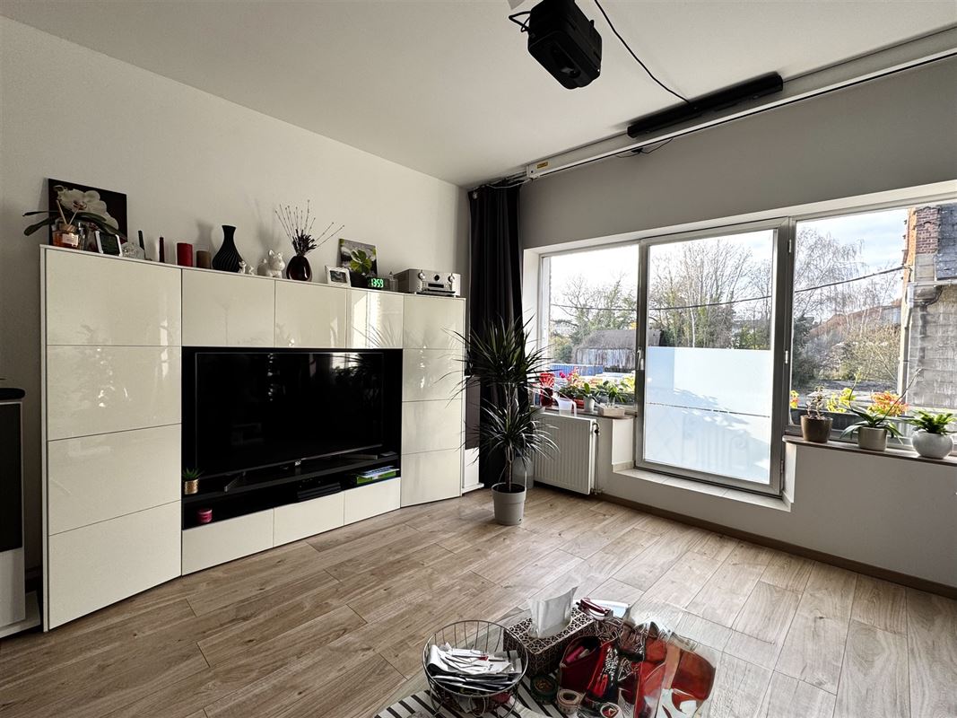 IMMEUBLE DE RAPPORT COMPRENANT 2 APPARTEMENTS 1 CHAMBRE