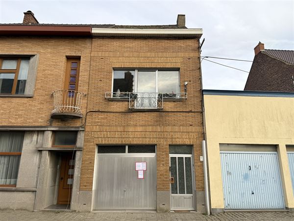 Opbrengsteigendom bestaande uit 2 appartementen.