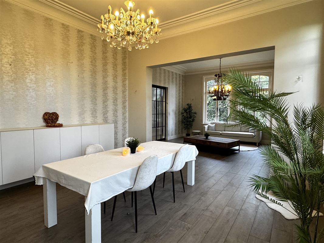 Magnifique maison de maître avec piscine et installations équestres!