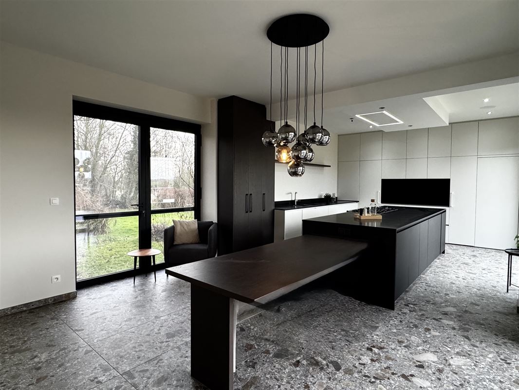Magnifique maison de maître avec piscine et installations équestres!
