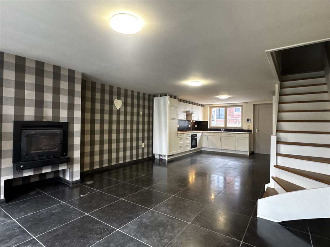 GERENOVEERDE WONING MET TUIN EN RUIME GARAGE - EPC A!
