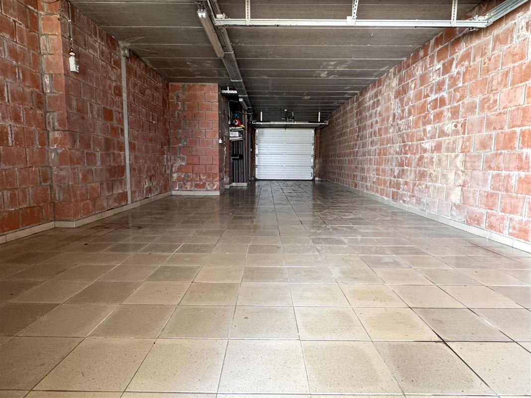 GERENOVEERDE WONING MET TUIN EN RUIME GARAGE - EPC A!