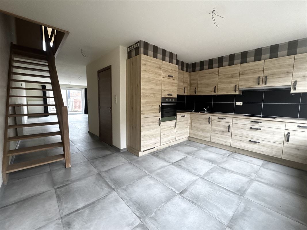 GERENOVEERDE WONING MET TUIN EN RUIME GARAGE - EPC A!