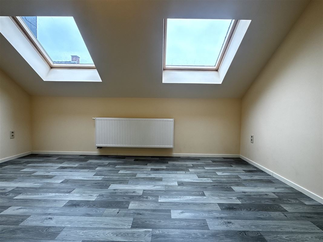 GERENOVEERDE WONING MET TUIN EN RUIME GARAGE - EPC A!