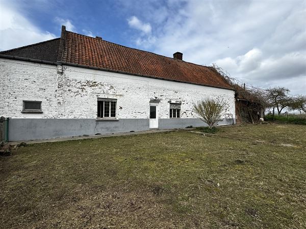 RUSTIG GELEGEN FERMETTE MET PRACHTIG ZICHT OP GROEN!