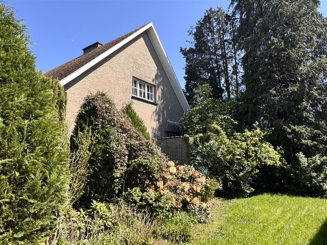 Charmante woning met ruime tuin en tal van mogelijkheden!