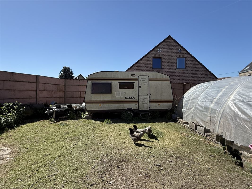 Grange de 240m2 située en zone d’habitat à caractère rural