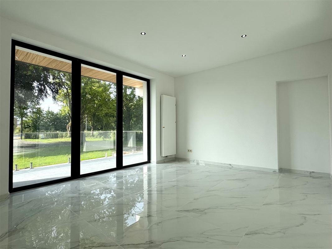 VILLA LUMINEUSE ENTIÈREMENT RÉNOVÉE!