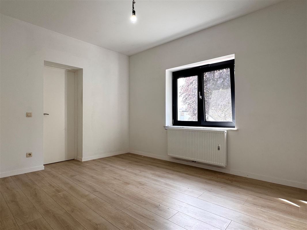 VILLA LUMINEUSE ENTIÈREMENT RÉNOVÉE!