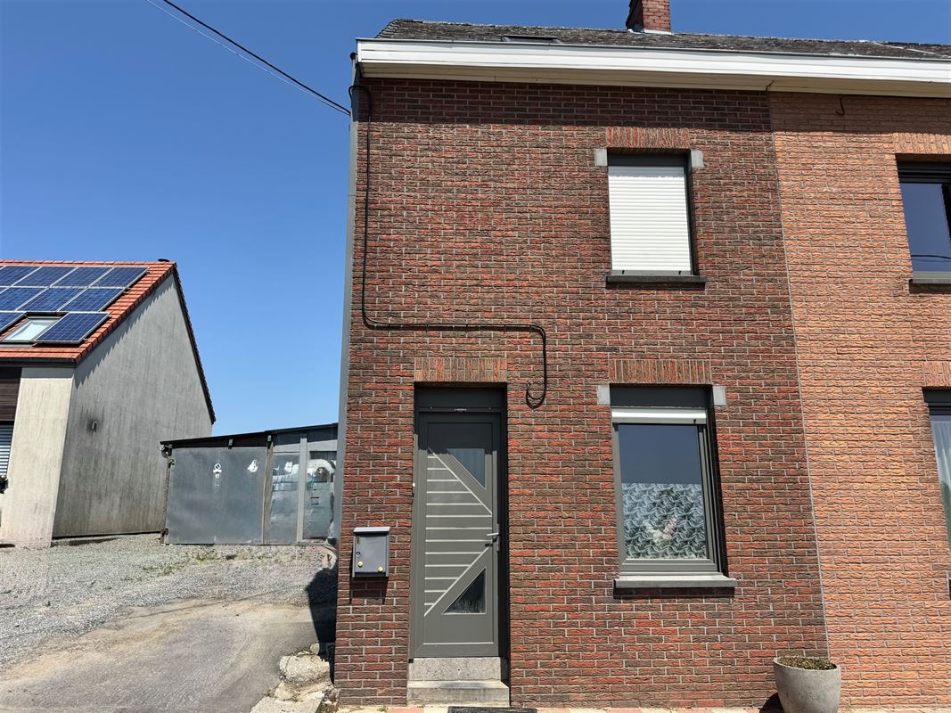 Charmante maison avec jardin et vue dégagée sur la verdure!