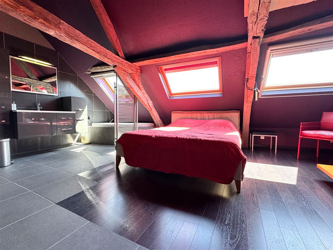 Immeuble à fort potentiel bénéficiant d’un emplacement commercial de premier choix au cœur de Renaix!
