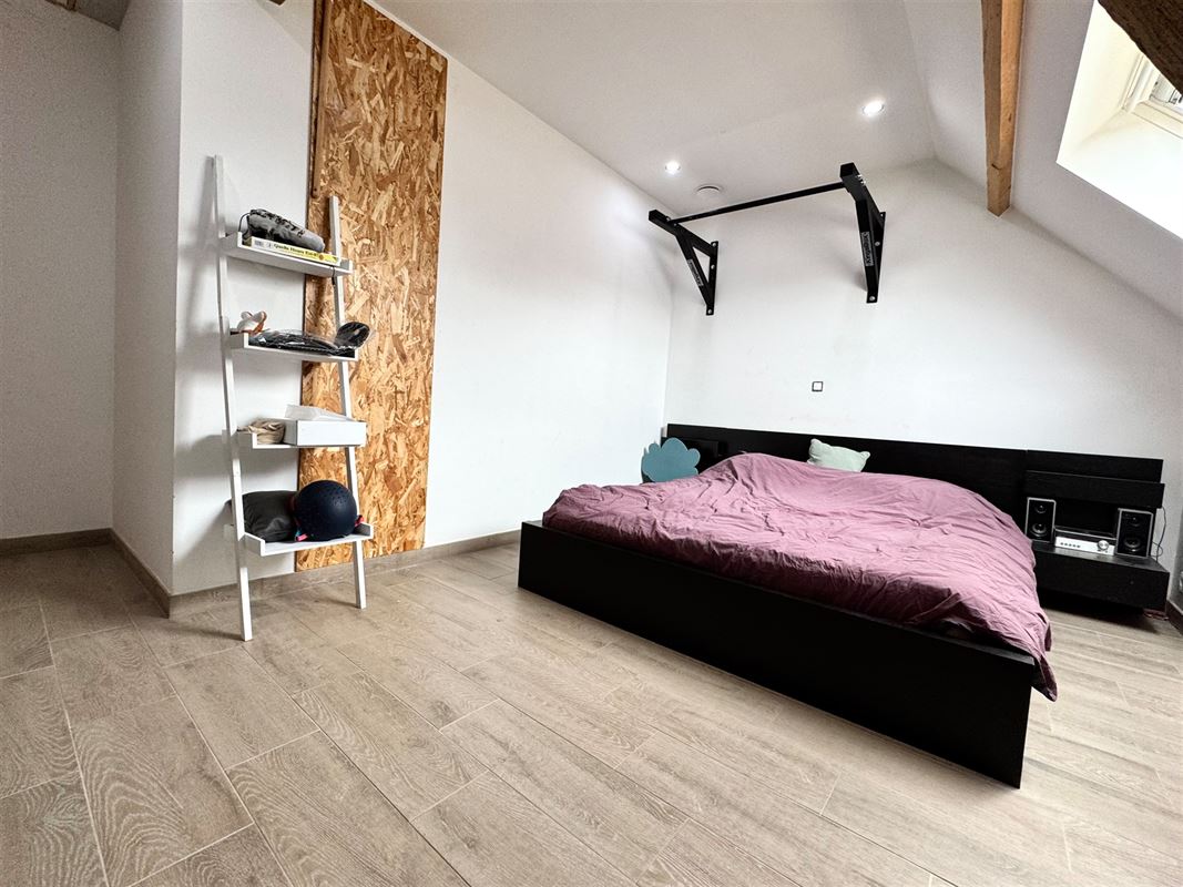 RUIME ENERGIEZUINIGE WONING MET ATELIER EN GARAGE!