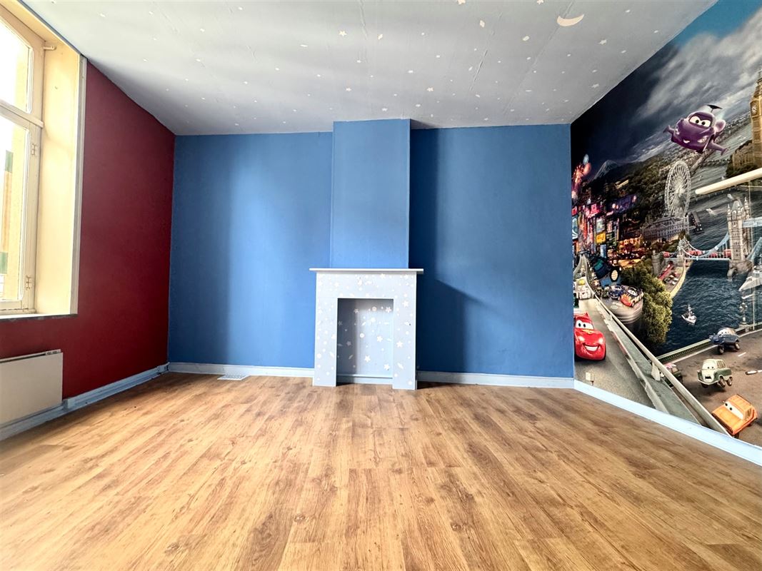 GROTE TE RENOVEREN WONING IN HET CENTRUM VAN LESSINES