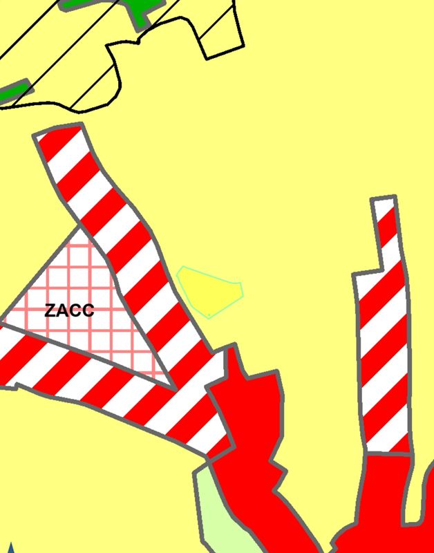 Beau terrain (prairie) d'une superficie totale de 10.506m2!