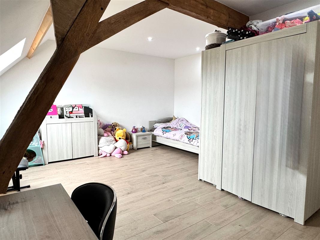 RUIME ENERGIEZUINIGE WONING MET ATELIER EN GARAGE!