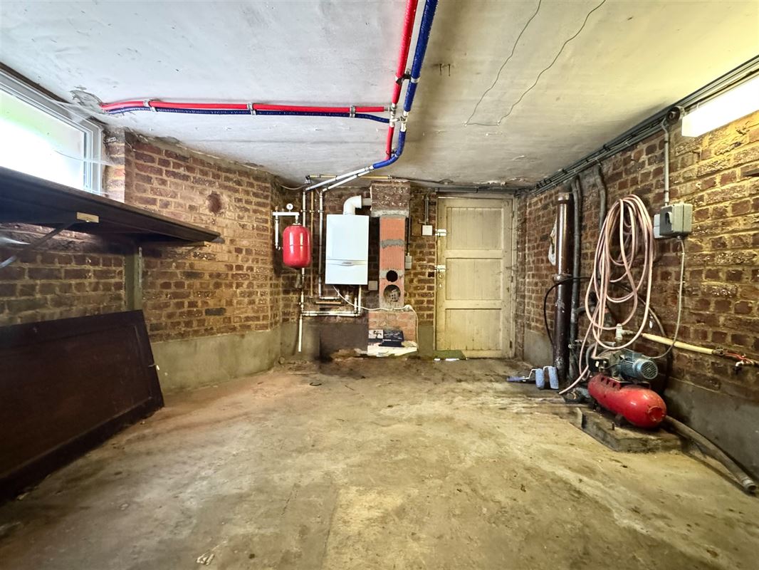 Gezellige woning met 3 slaapkamers, tuin en oprit in Ronse!