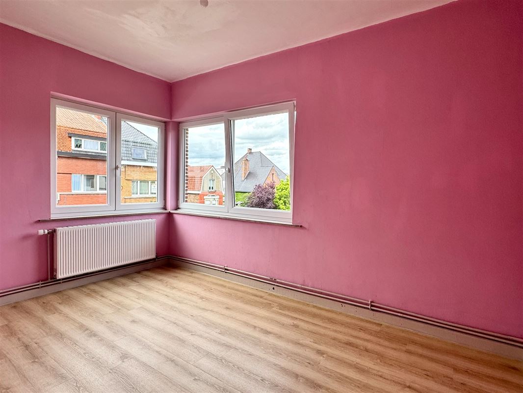 Gezellige woning met 3 slaapkamers, tuin en oprit in Ronse!