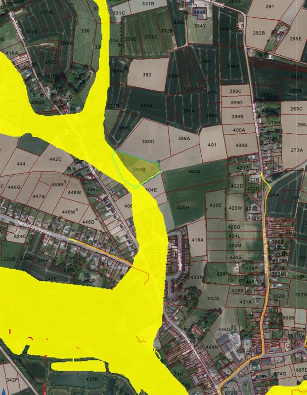 Beau terrain (prairie) d'une superficie totale de 10.506m2!